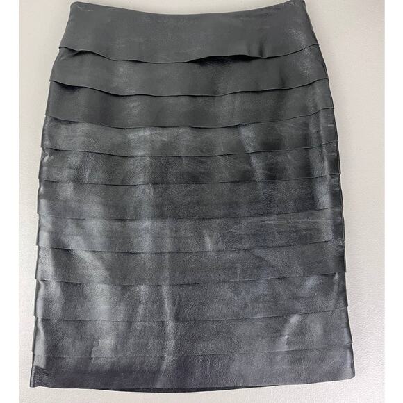 Maxazria Collection Black Tiered Leather Skirt Sz 0101 - Picture 1 of 5